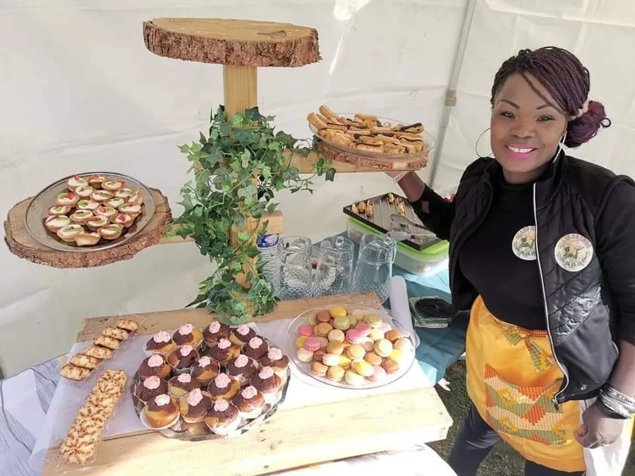 Marie lors d'une prestation traiteur afro-antillais à Rennes